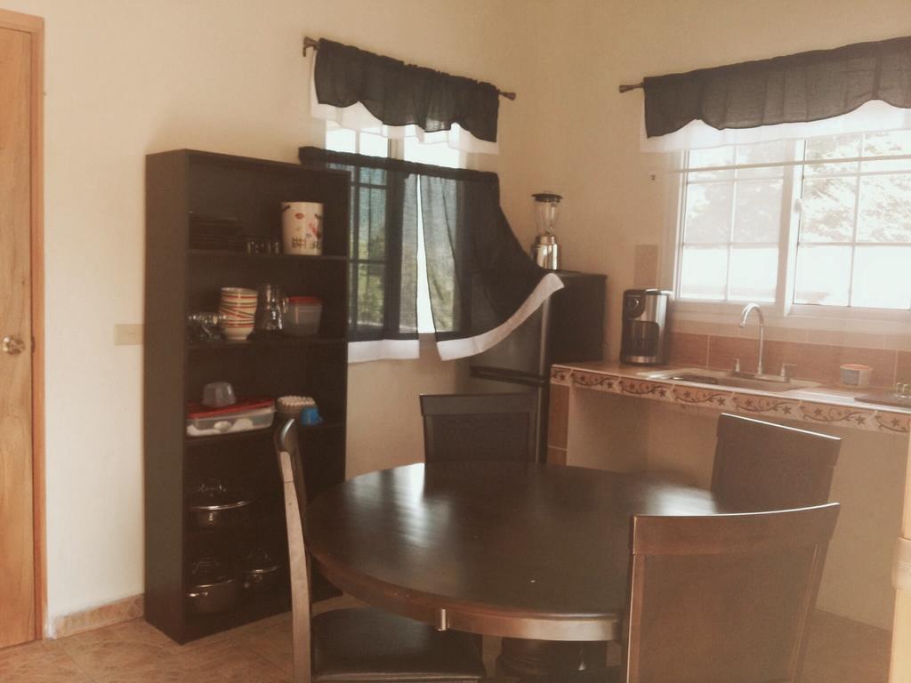 Hostal Casa Pedro بوكيتي الغرفة الصورة